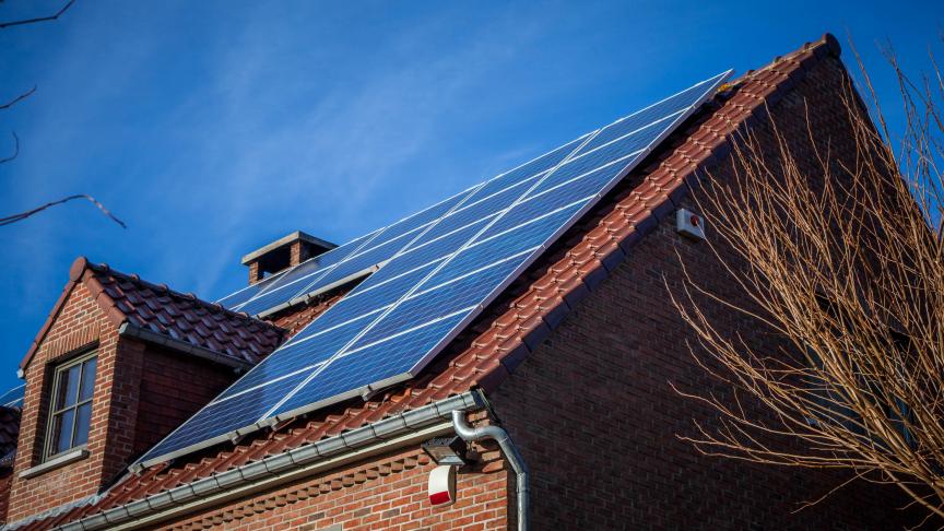 Des panneaux solaires gratuits pour réduire les factures d'électricité en Isère